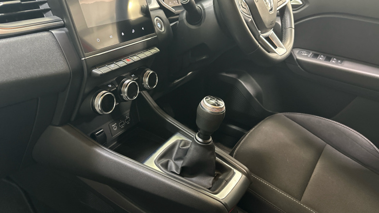 Renault Captur 1.0 TCE 100 Iconic 5dr Petrol Hatchback